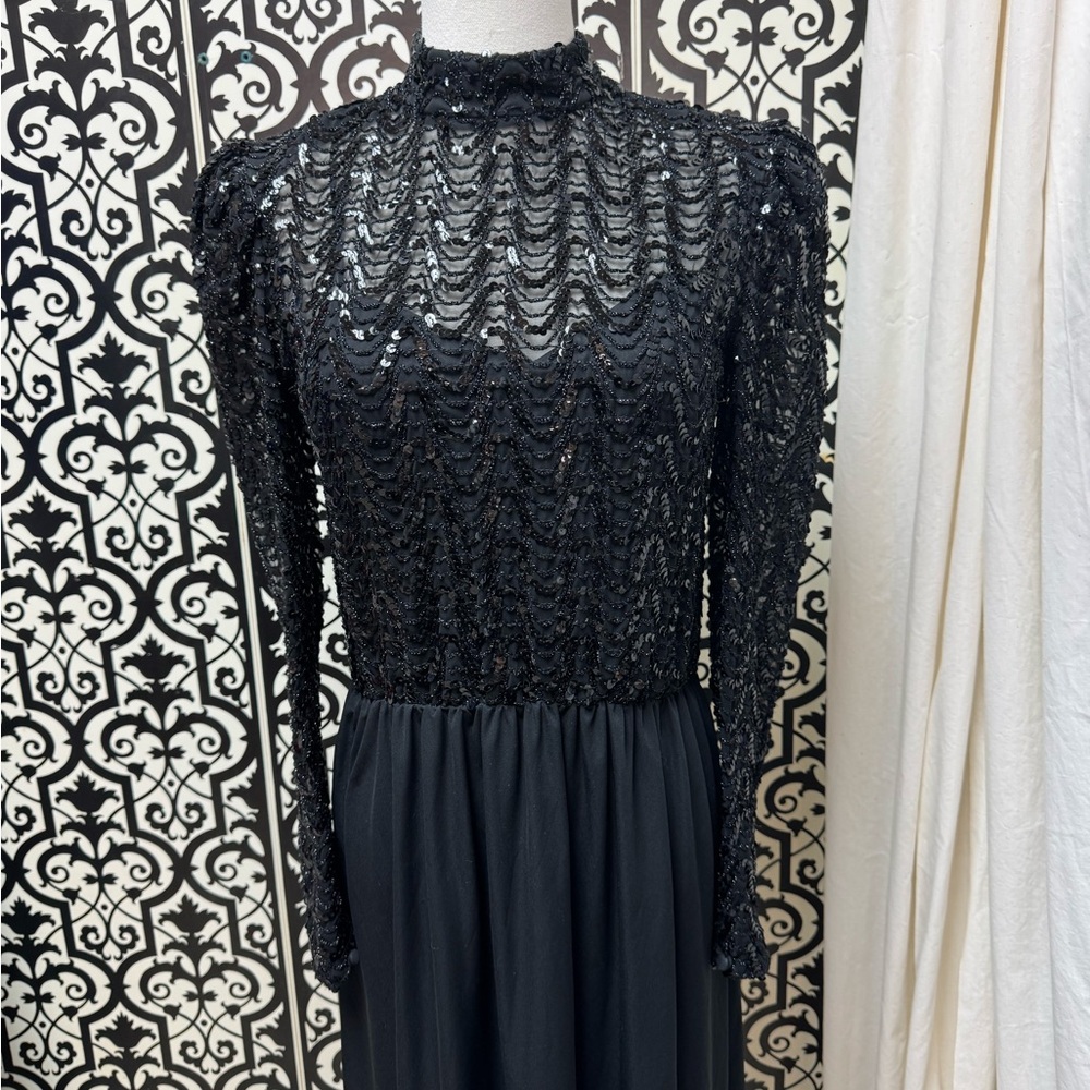 Vintage Rimini Black Sequin Lace Long-Sleeve Evening Dress